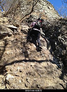 11/15天気良かったです。岩場はスリルありました。鎖場が沢山でとてもデンジャラスです。by yamanba
466x640(590KB)