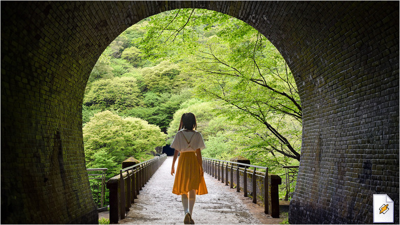 碓氷峠(Enka)